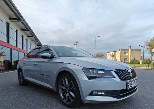 Skoda Superb cena 72500 przebieg: 216700, rok produkcji 2018 z Jaraczewo małe 37